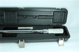 ICON PROFESSIONAL RATCHETING 3/4 DRIVE TORQUE WRENCH